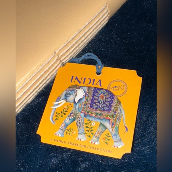 NWT- India Jornal with unique historical design and print💙 Sale price! - Picture 6 of 15